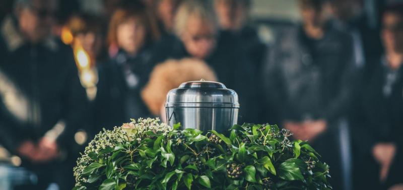 Marbrerie fun&eacute;raire sur mesure, comment personnaliser un monument ?